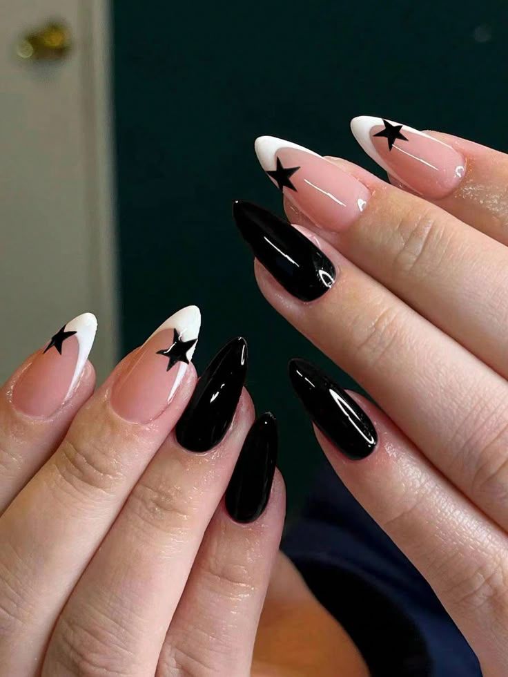 Simple Black And White Nails Design 2
